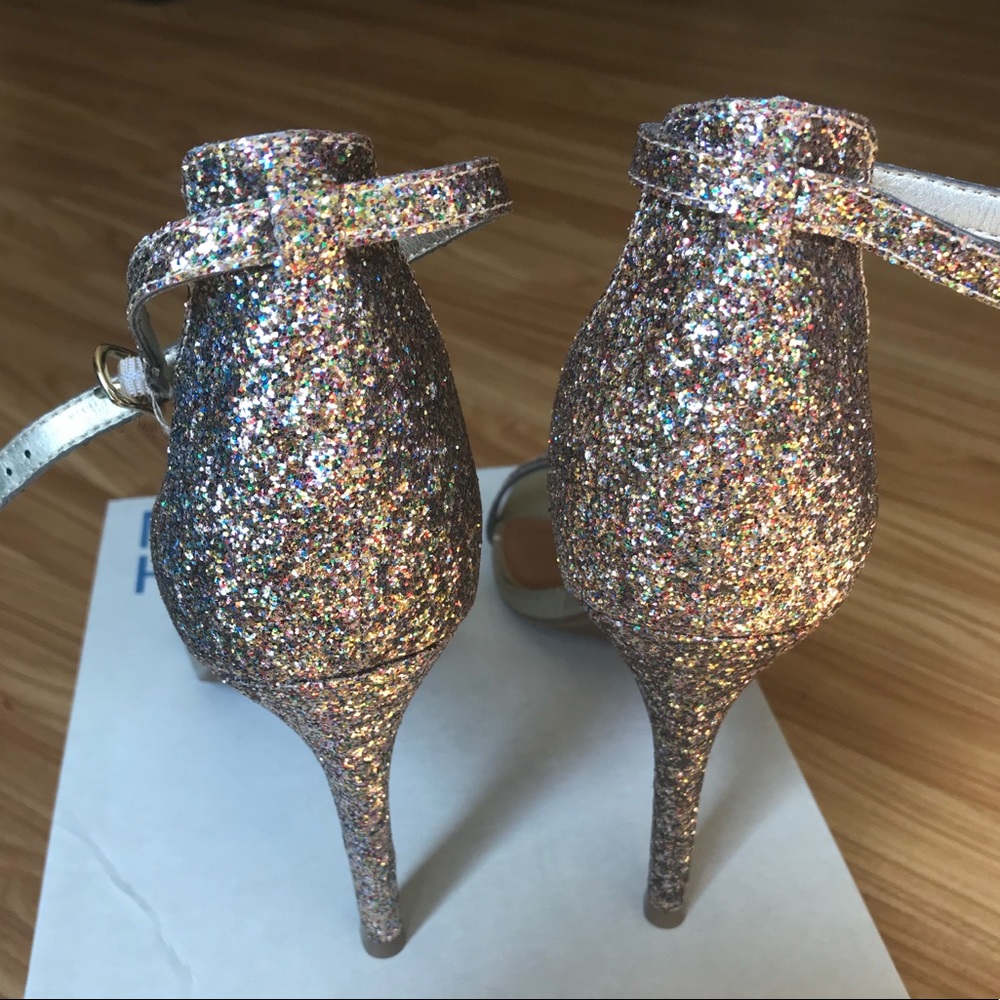 Gold glitter ankle strap high heels - Picture 5 of 6